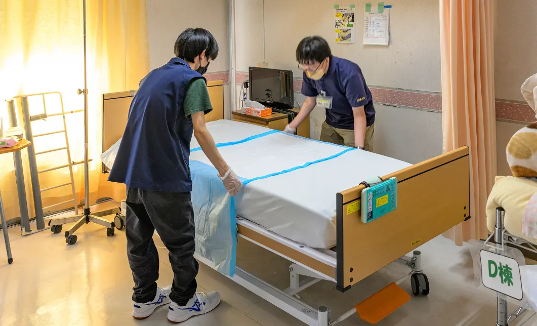 介護サービス科の作業風景