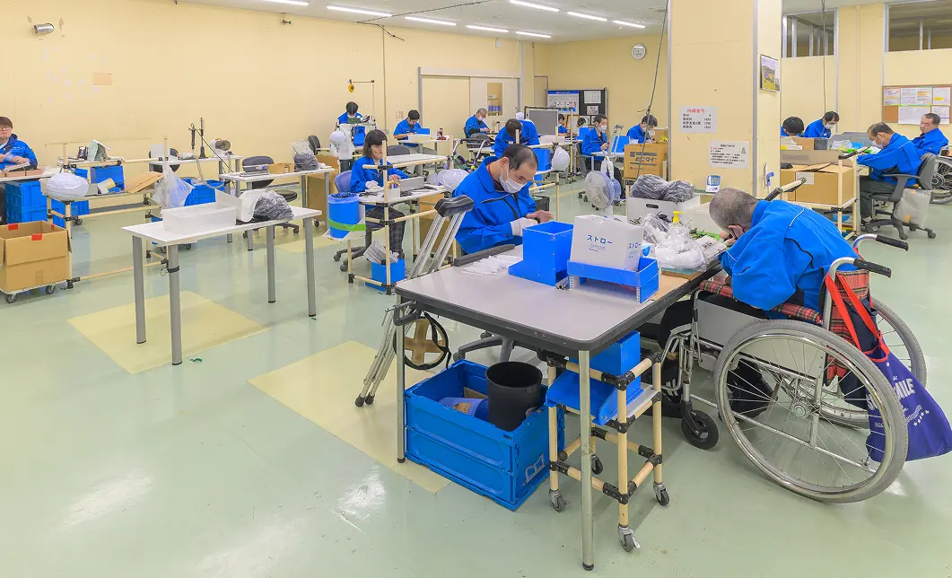 電材科の作業風景