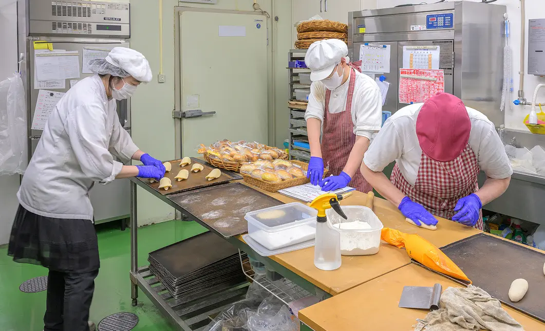 パン作りの様子の写真