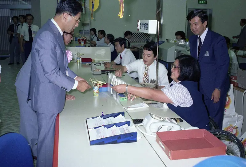 大分銀行太陽の家支店開店 中村博士